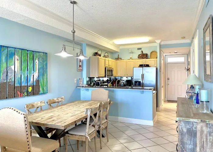 Island Royale P103 By Albvr - Beachfront Penthouse Living At Its - Gorgeous Views *